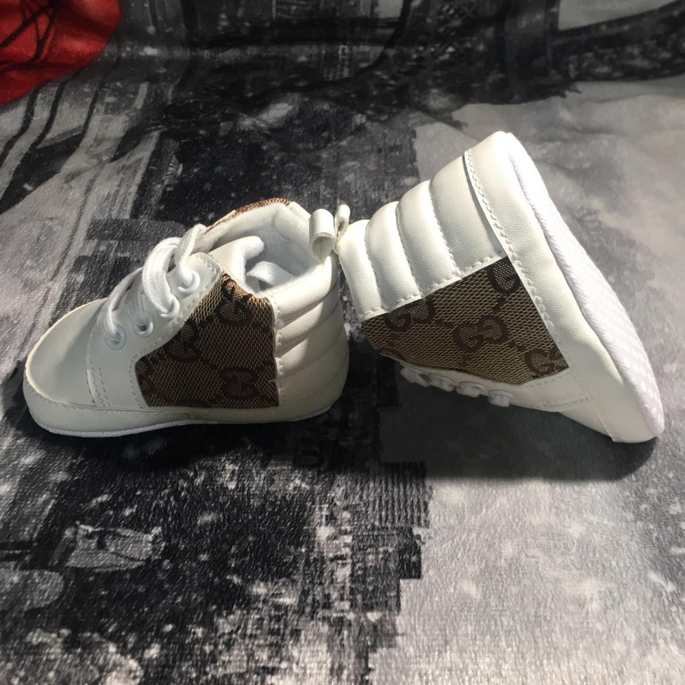 Baby shoes